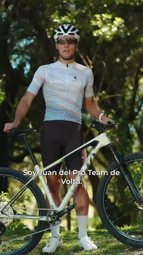 🚴 Juan Cruz, de nuestro ProTeam, se subió a la #Zilant.Una bici liviana, reactiva y con una posición que te ayuda a a...